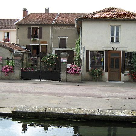 Chez Monique Otel Doulaincourt-Saucourt Dış mekan fotoğraf